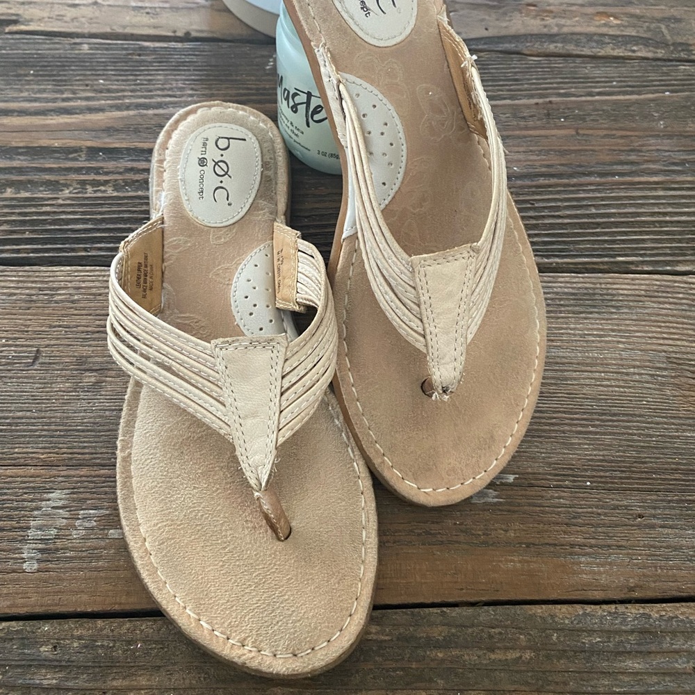 Boc sandals